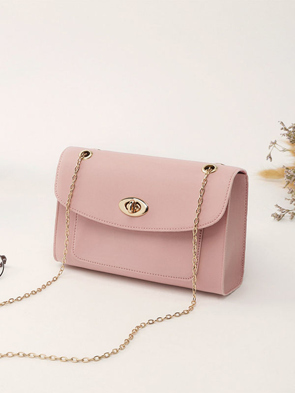 Twist Lock Flap Chain Bag