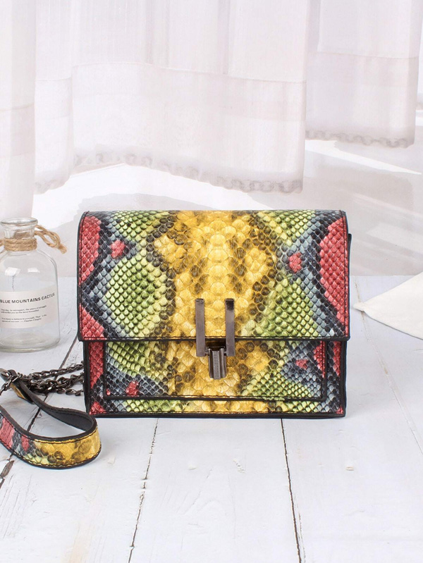 Snakeskin Print Flap Chain Bag