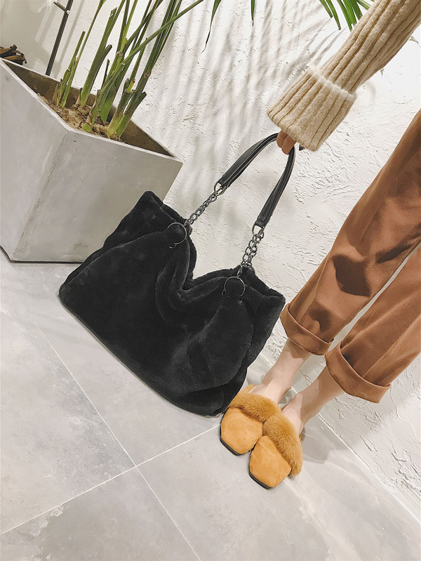 Fuzzy Chain Tote Bag