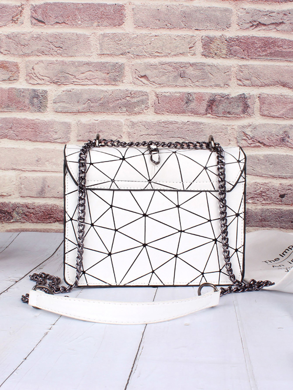 Metal Tassel Decor Geometric Print Bag