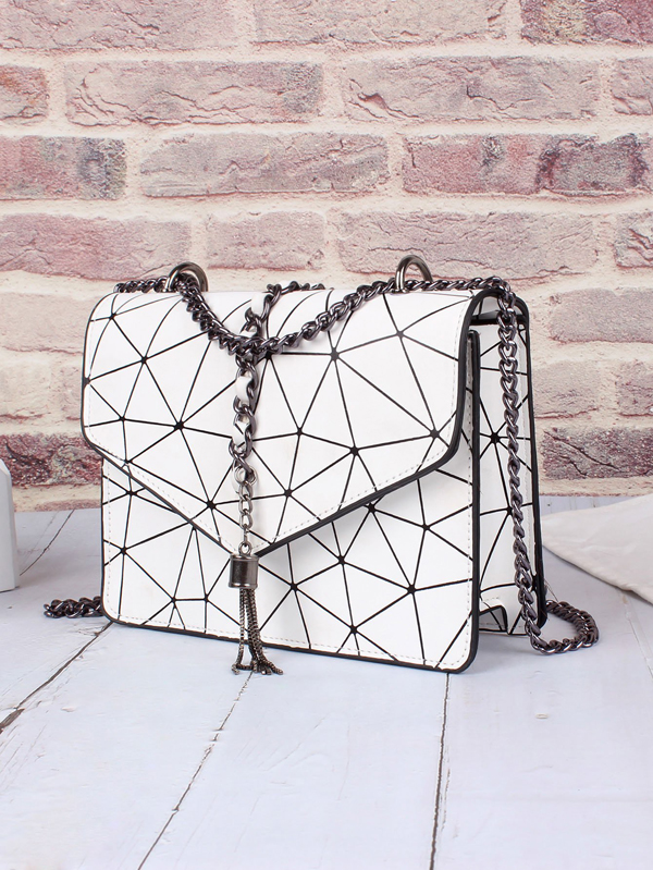 Metal Tassel Decor Geometric Print Bag